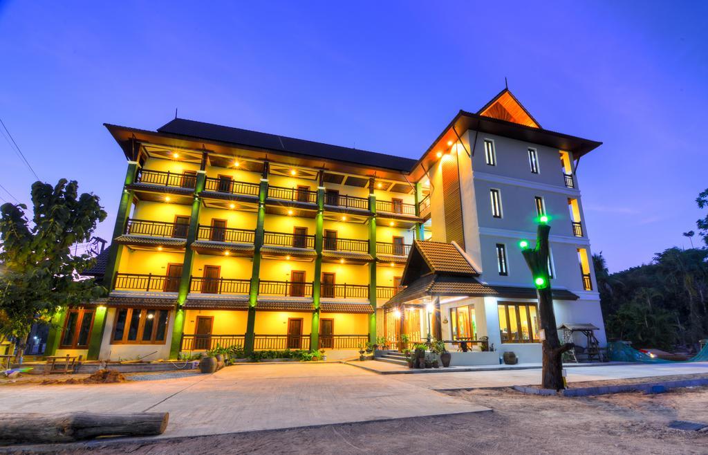 The Boon House, Khon Kaen Hotel Exterior photo