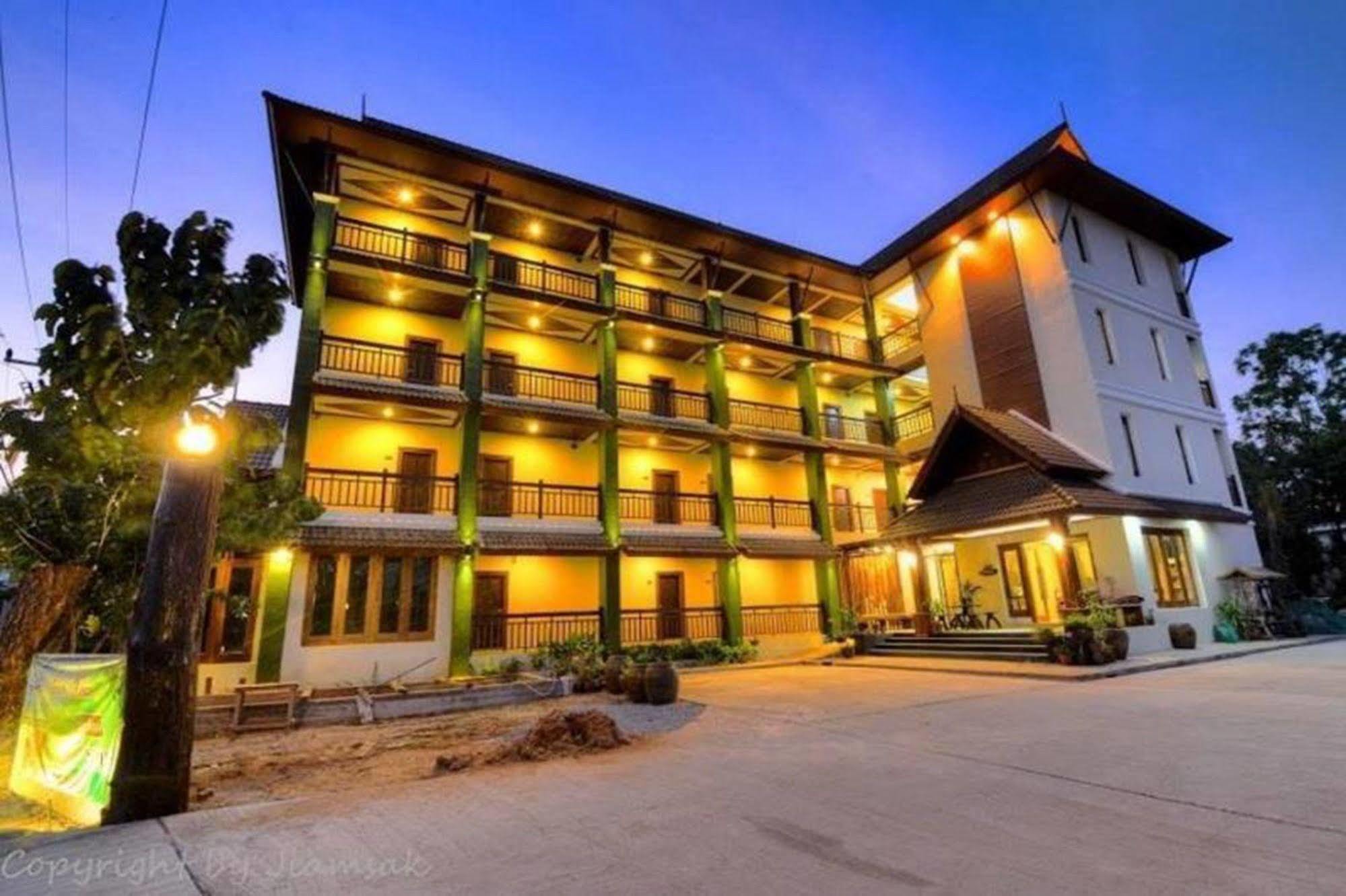 The Boon House, Khon Kaen Hotel Exterior photo
