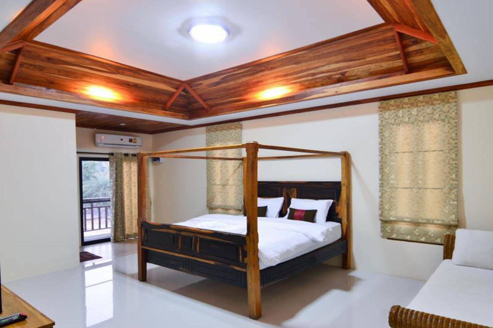 The Boon House, Khon Kaen Hotel Exterior photo
